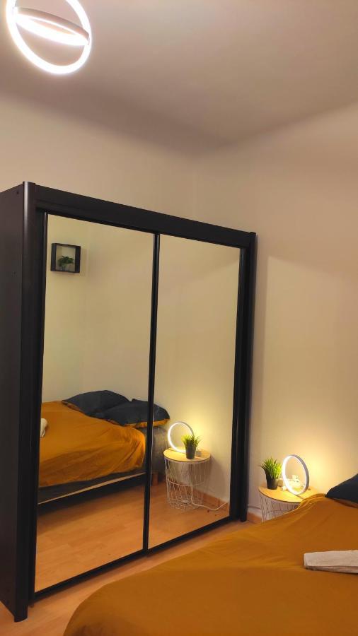 Cocooning Logement Entier Parking Gratuit Algrange Luaran gambar